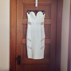 UK2LA Strapless Dress